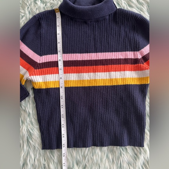 Fun, Striped, Navy Cropped Sweater. Size XL - Picture 6 of 7
